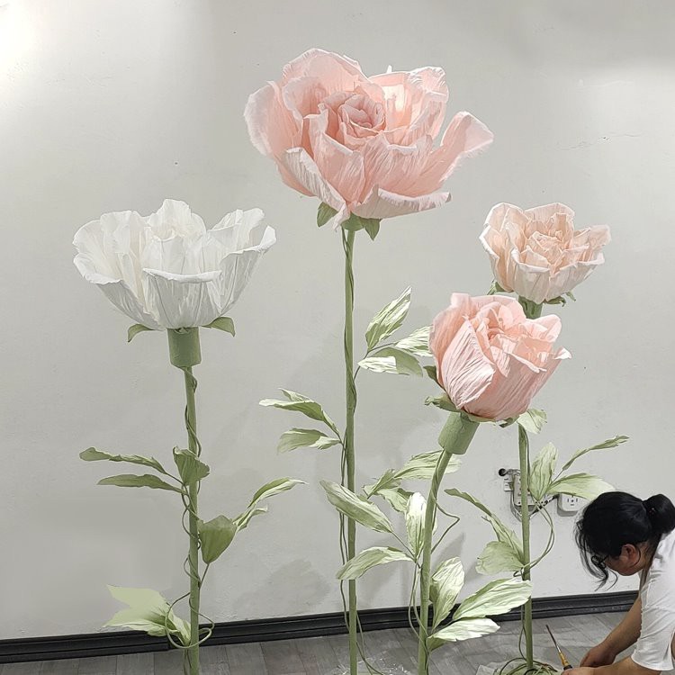 Električni cvjetajući cvijet ruže ukrasni papir